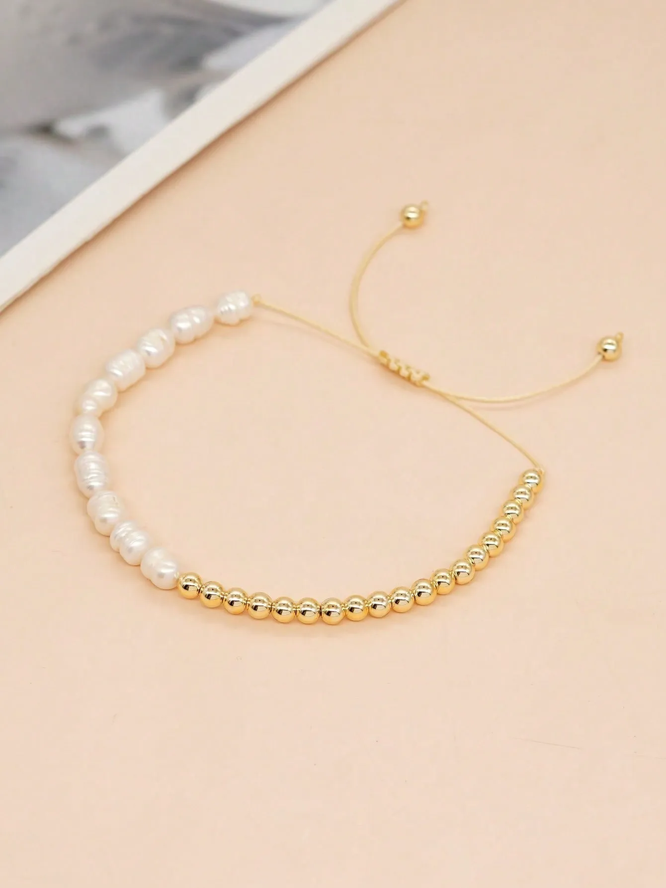 1pc Elegant Metallic Bead & Cultured Pearl Decor Adjustable Bracelet For Women