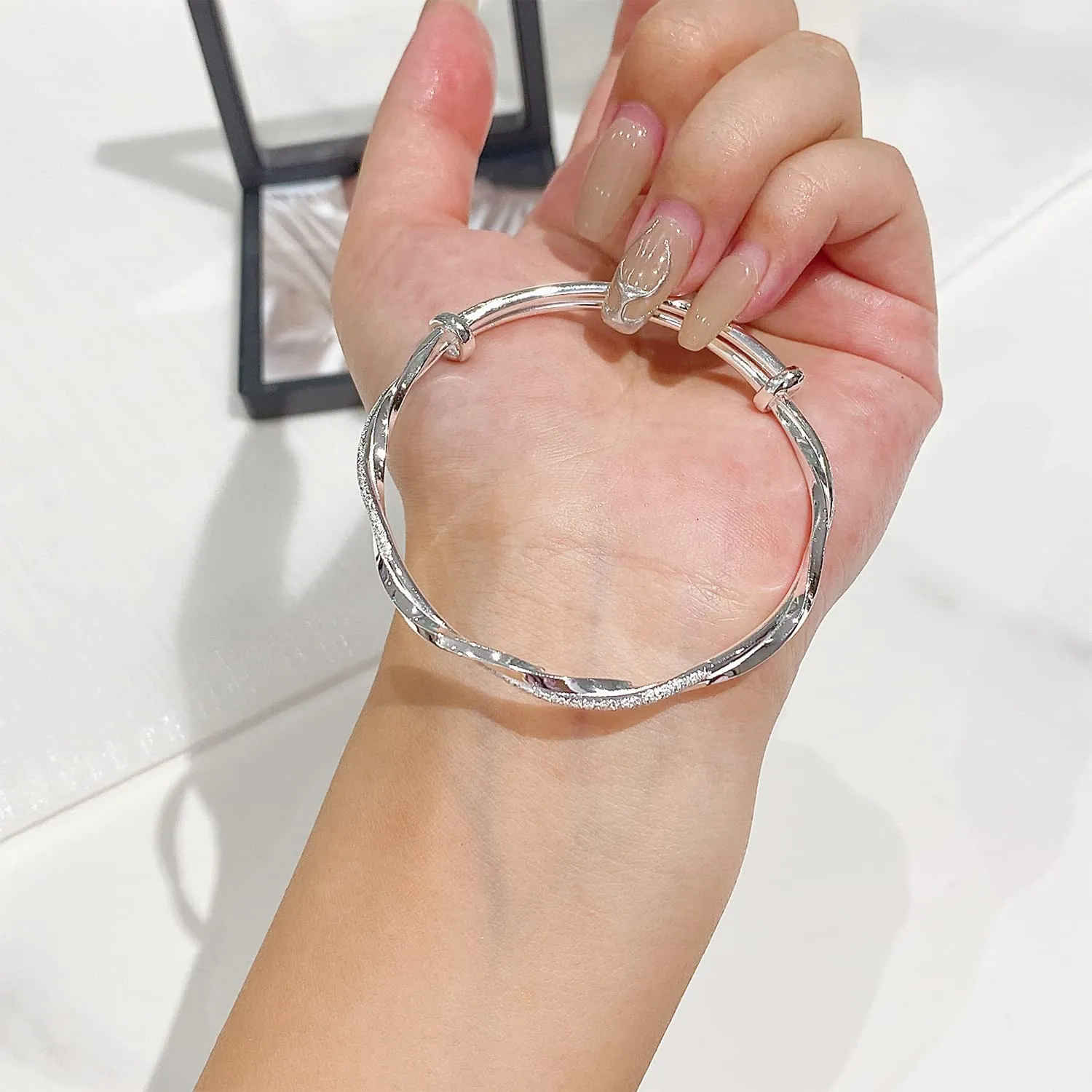 925 Sterling Silver Cuff Bangles Classical Morbius Bracelets Dainty Cubic Zirconia Cuff Bracelet Cross Twisted Adjustable Handmade Bangle Bracelets for Women Jewelry for Mom Wife Womens Day