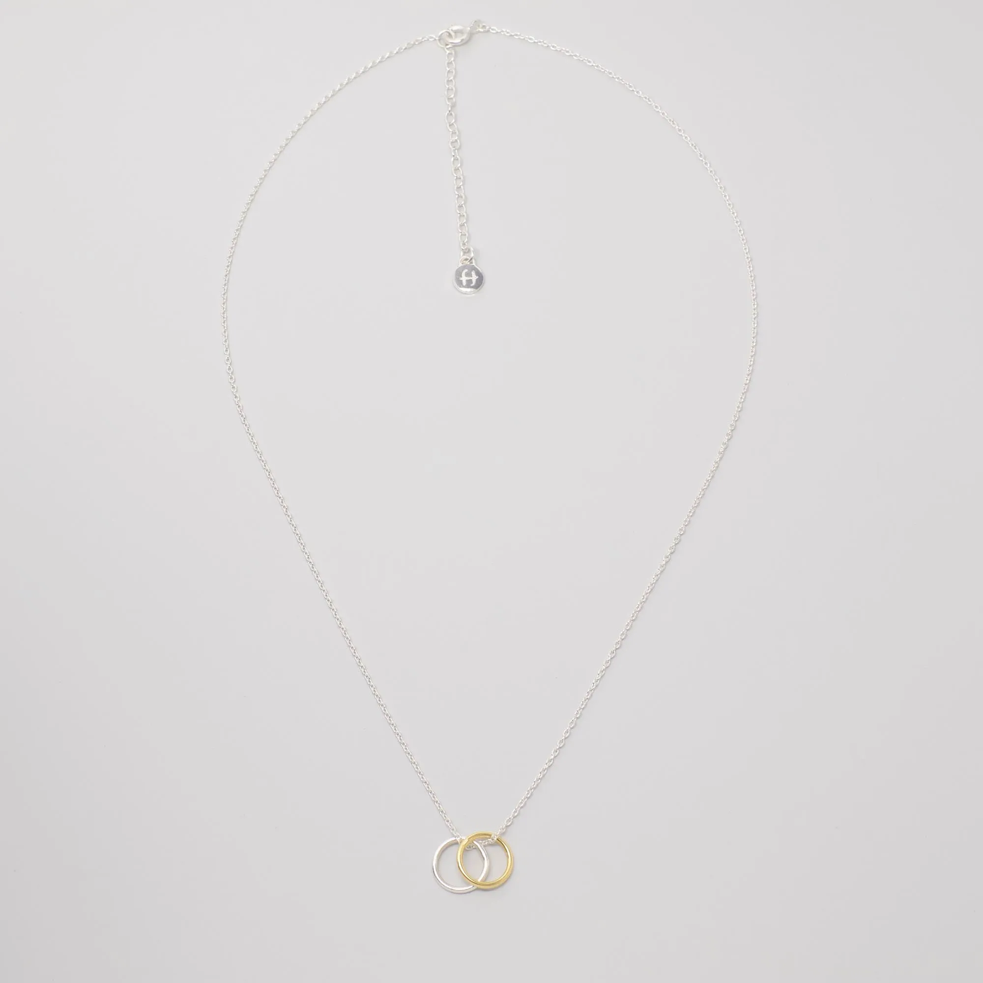 Bicolor Circle Necklace