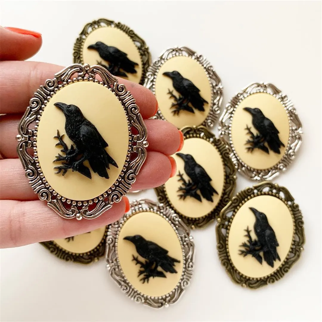Raven Cameo Brooch in Silver Large Size